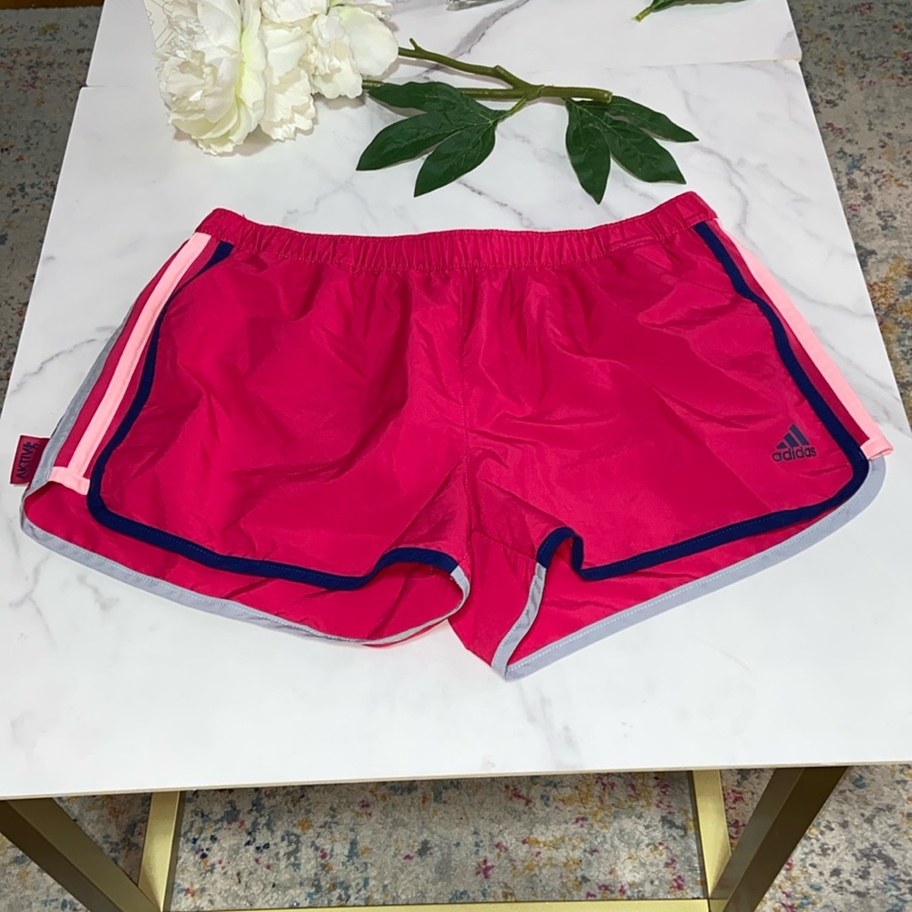 Adidas Women's AKTIV Against Cancer Shorts size Medium